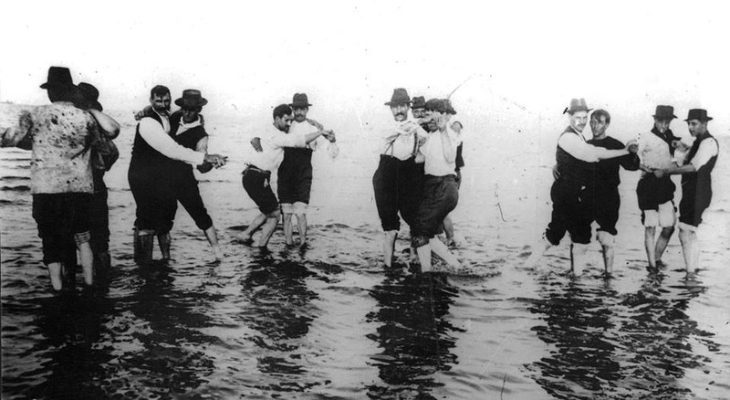 1904 - Men Dancing Together in El Rio
